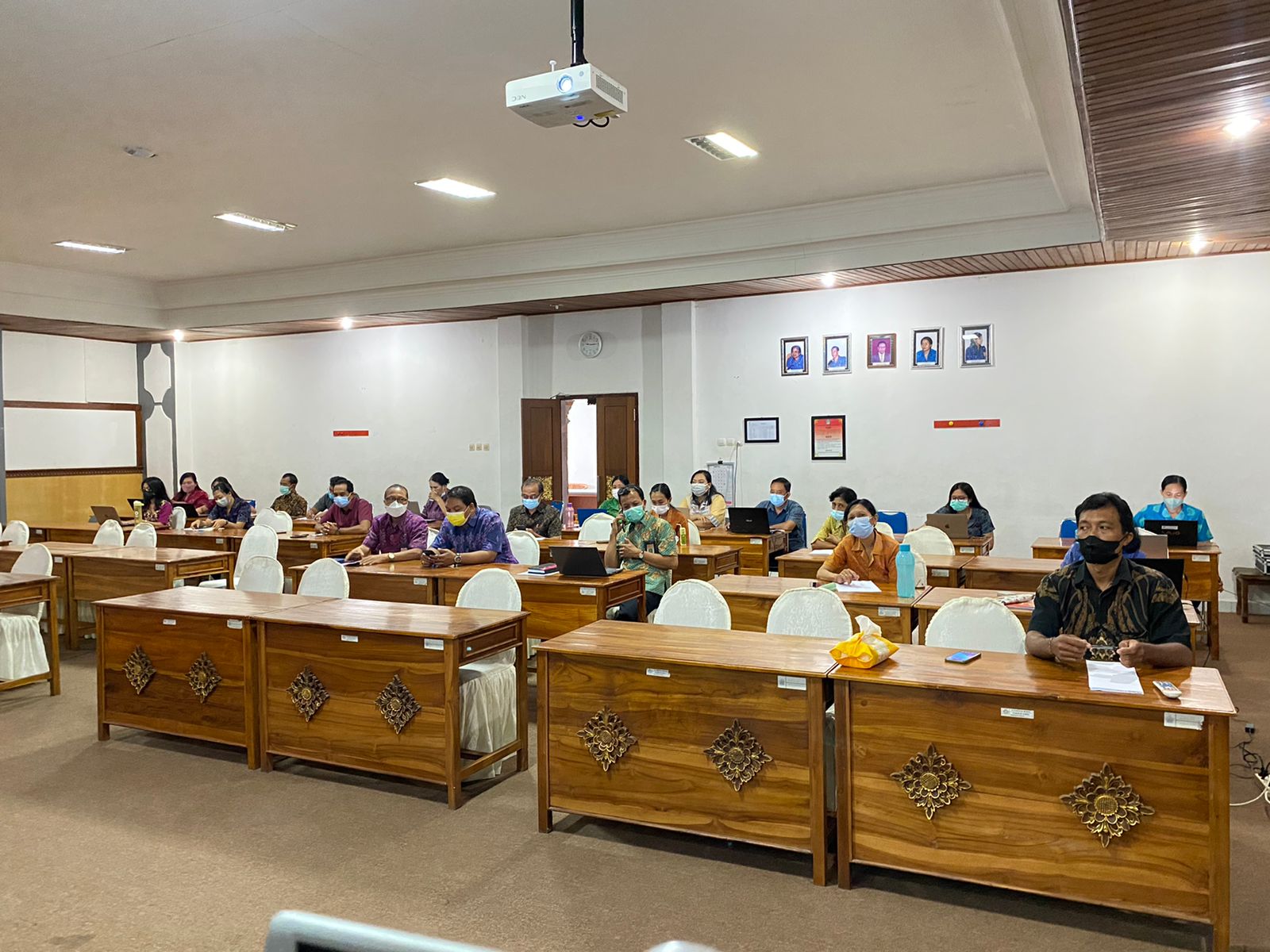 Rapat Rutin Evaluasi Kegiatan Bulan Januari dan Rencana Kegiatan Bulan Maret UPTD Bapelkesmas Dinas Kesehatan Provinsi Bali Tahun 2022