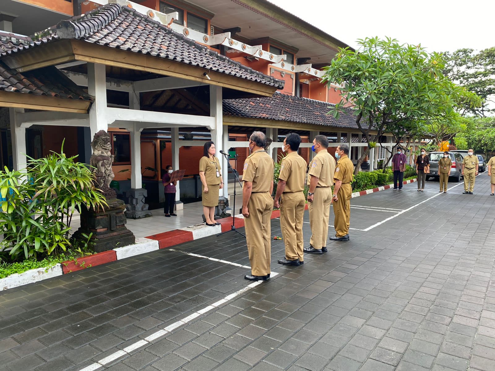 APEL DISIPLIN <strong>SENIN, 26 DESEMBER 2022</strong>APEL DISIPLIN
