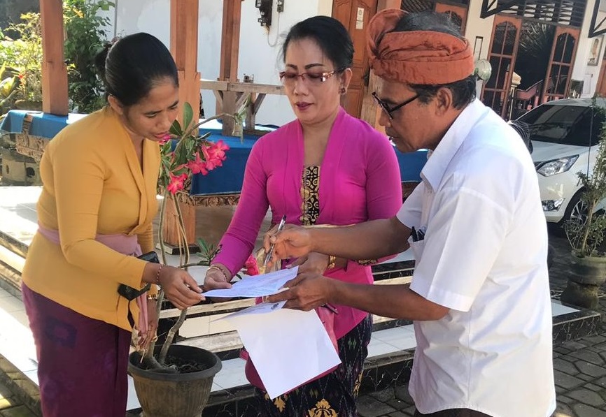 UPTD PPRD BAPENDA KABUPATEN TABANAN BERDAYAKAN “DOOR TO DOOR” KEJAR TUNGGAKAN PAJAK