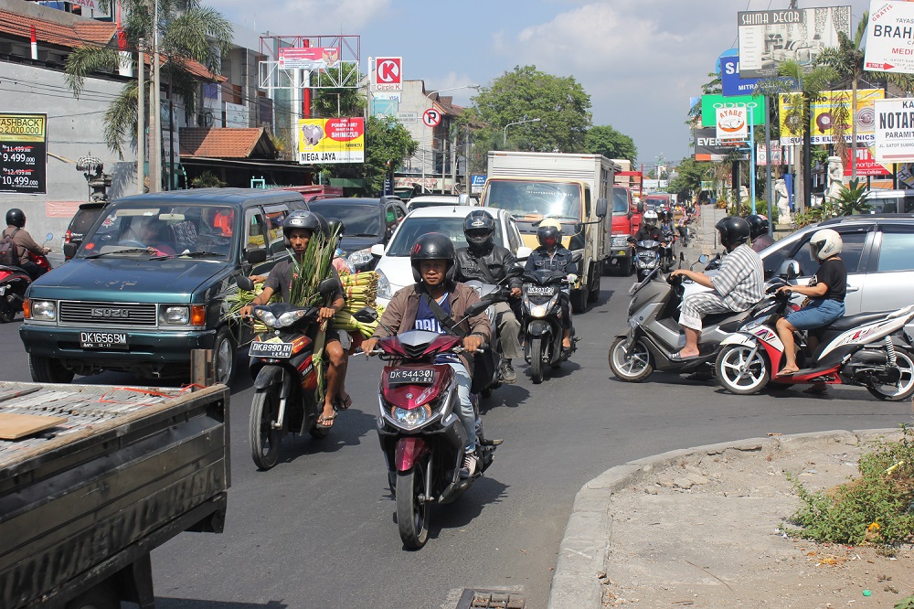 BAPENDA BALI BEBASKAN SANKSI ADMINISTRASI DENDA PKB dan BBNKB