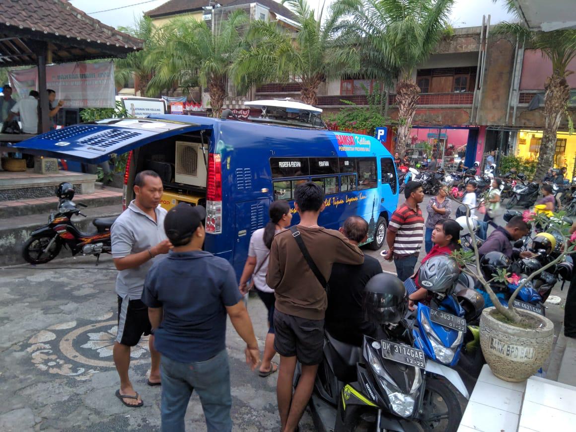 SAMSAT MILENIAL MANJAKAN WAJIB PAJAK