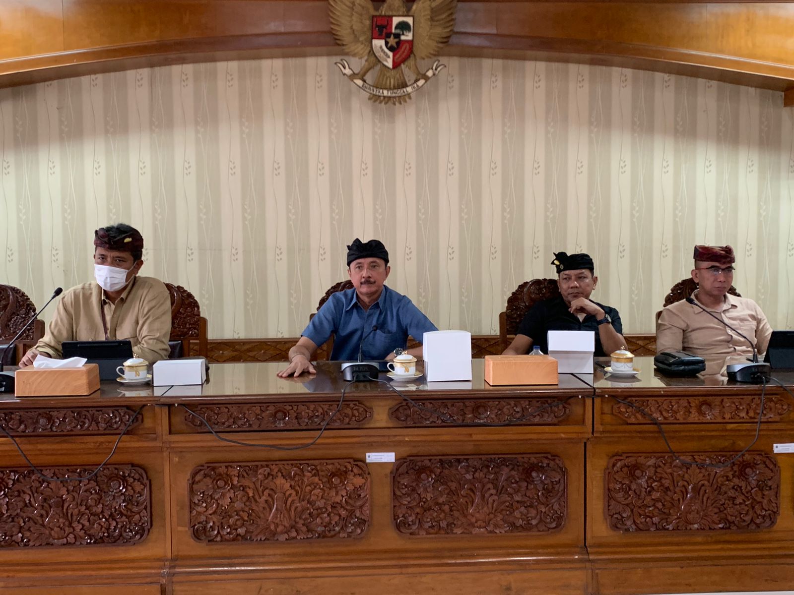 RAPAT PERSIAPAN LAUNCING KONTRIBUSI WISATAWAN ASING
