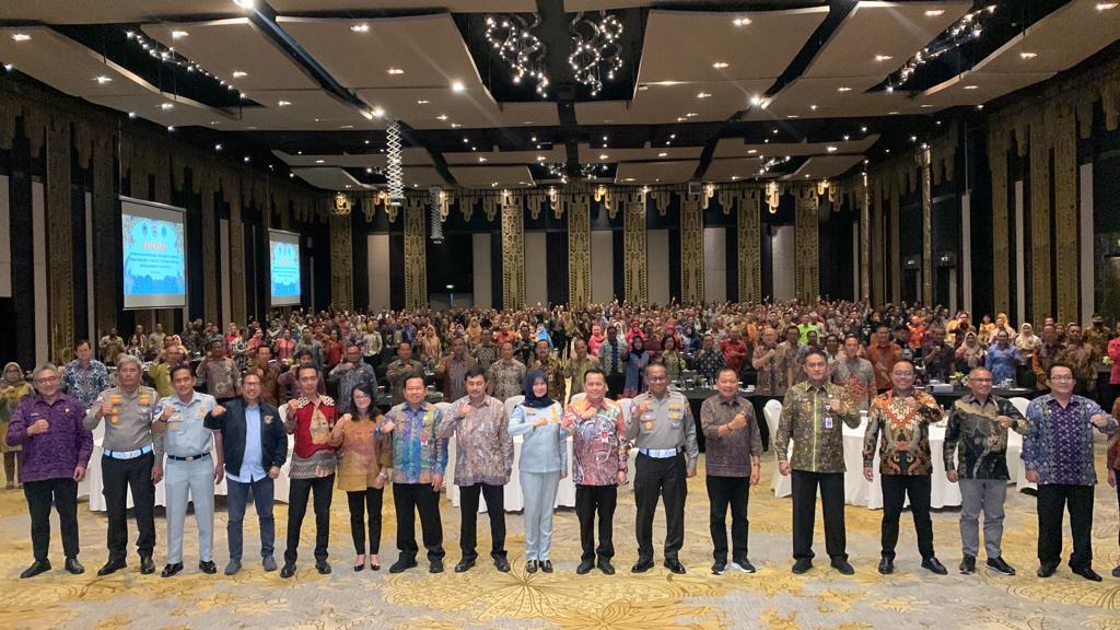 OPTIMALISASI  PENDAPATAN DAERAH  RAKORNAS PENGELOLAAN PENDAPATAN DAN BELANJA DAERAH SE-INDONESIA