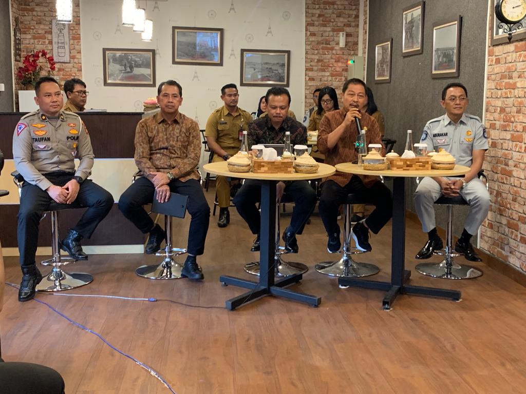 Sekda Bali Sosialisasikan  Program Pemprov Bali Relaksasi Pajak Kendaraan Bermotor (Pemutihan)