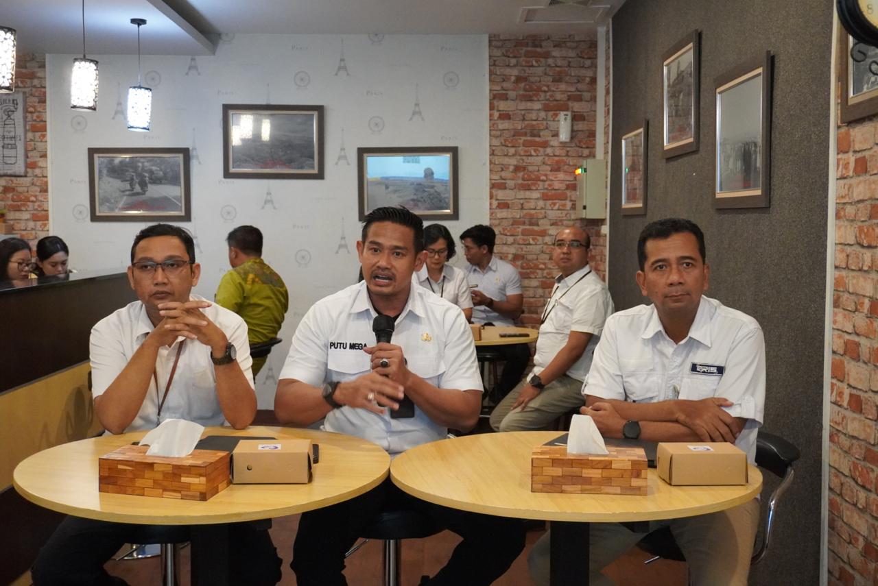 PERSIAPAN EVALUASI KINERJA (CHAMPIONSHIPS) TP2DD TAHUN 2024 BAPENDA PROVINSI BALI GELAR RAPAT BERSAMA