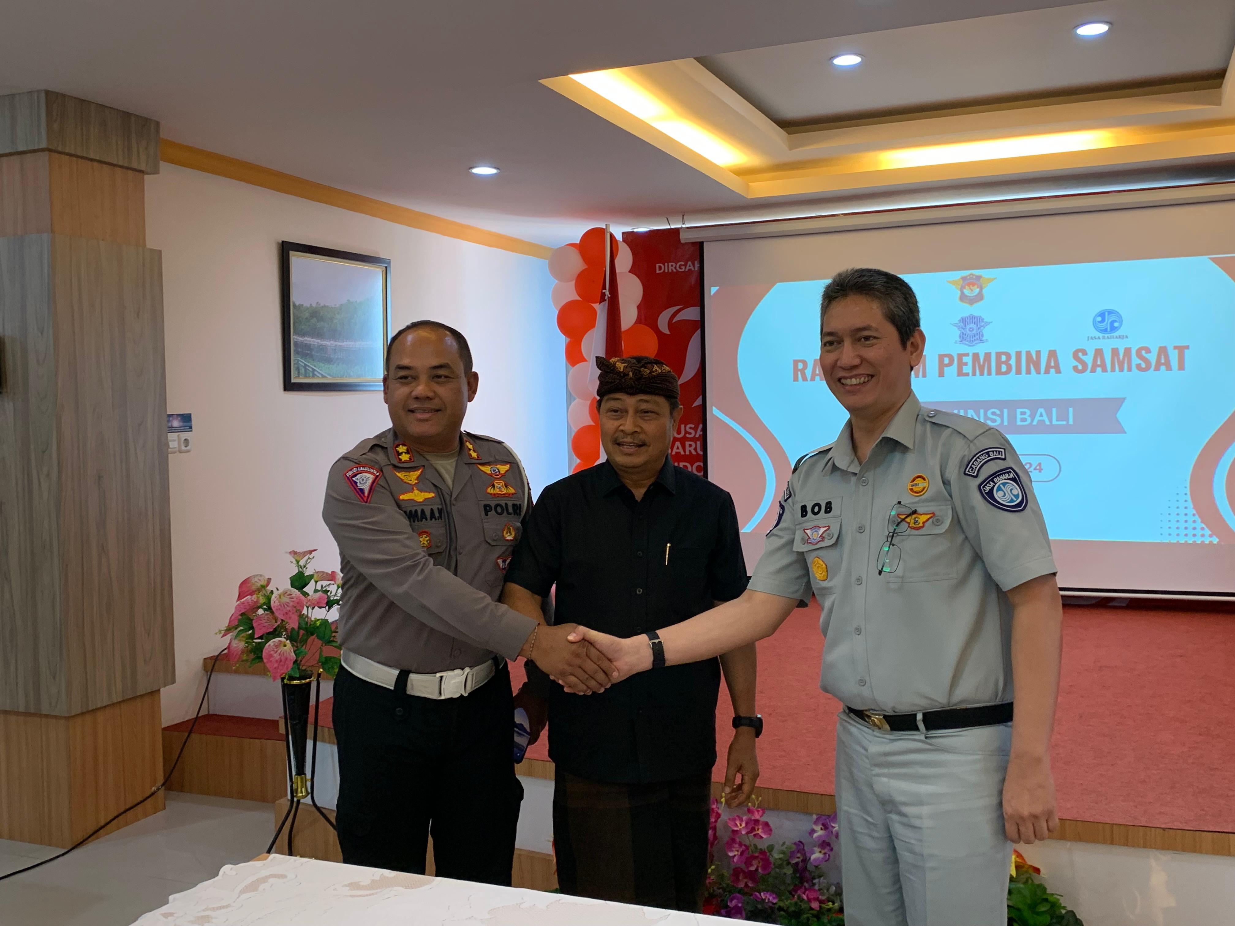 Rapat Tim Pembina Samsat Provinsi Bali
