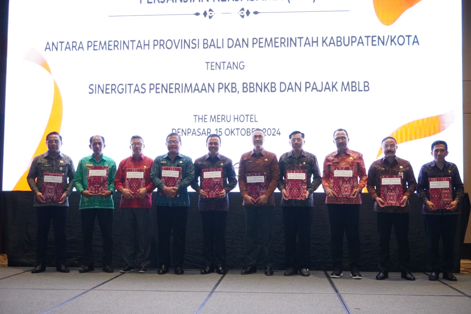 Penandatanganan PKS antara Pemerintah Provinsi Bali dan Pemerintah Kabupaten/Kota tentang Sinergitas Penerimaan PKB, BBNKB dan Pajak MBLB