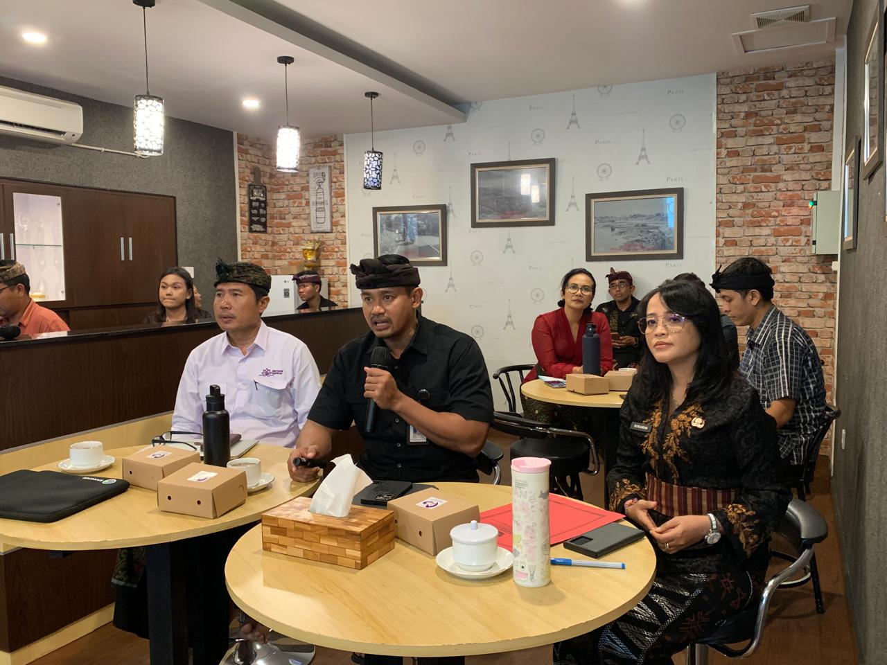 rapat persiapan ????????? Unit Layanan Samsat Terpadu Area Publik Strategis (SATRIA) Dalung