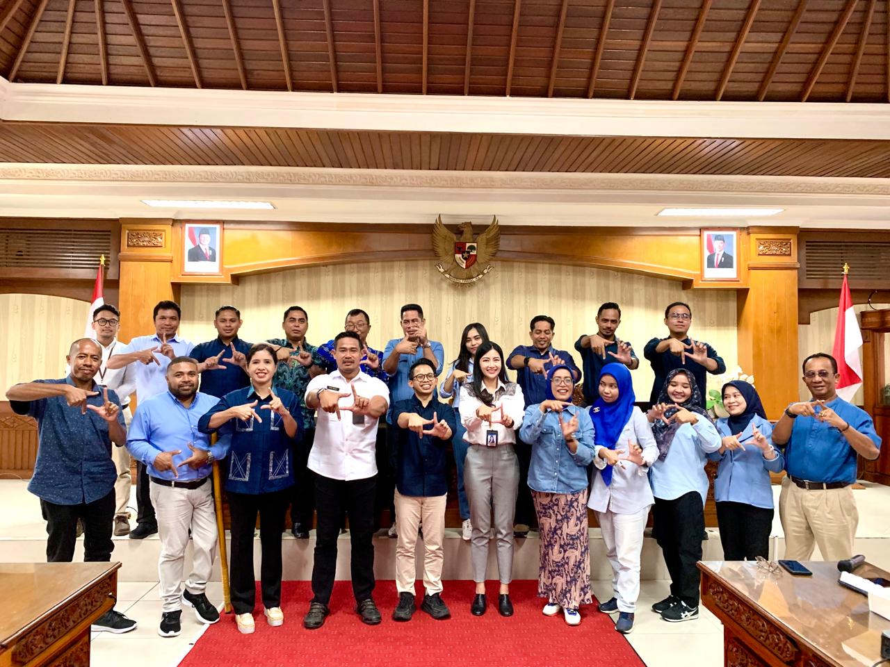 Studi Tiru Tim Percepatan dan Perluasan Digitalisasi Daerah (TP2DD) Provinsi Maluku