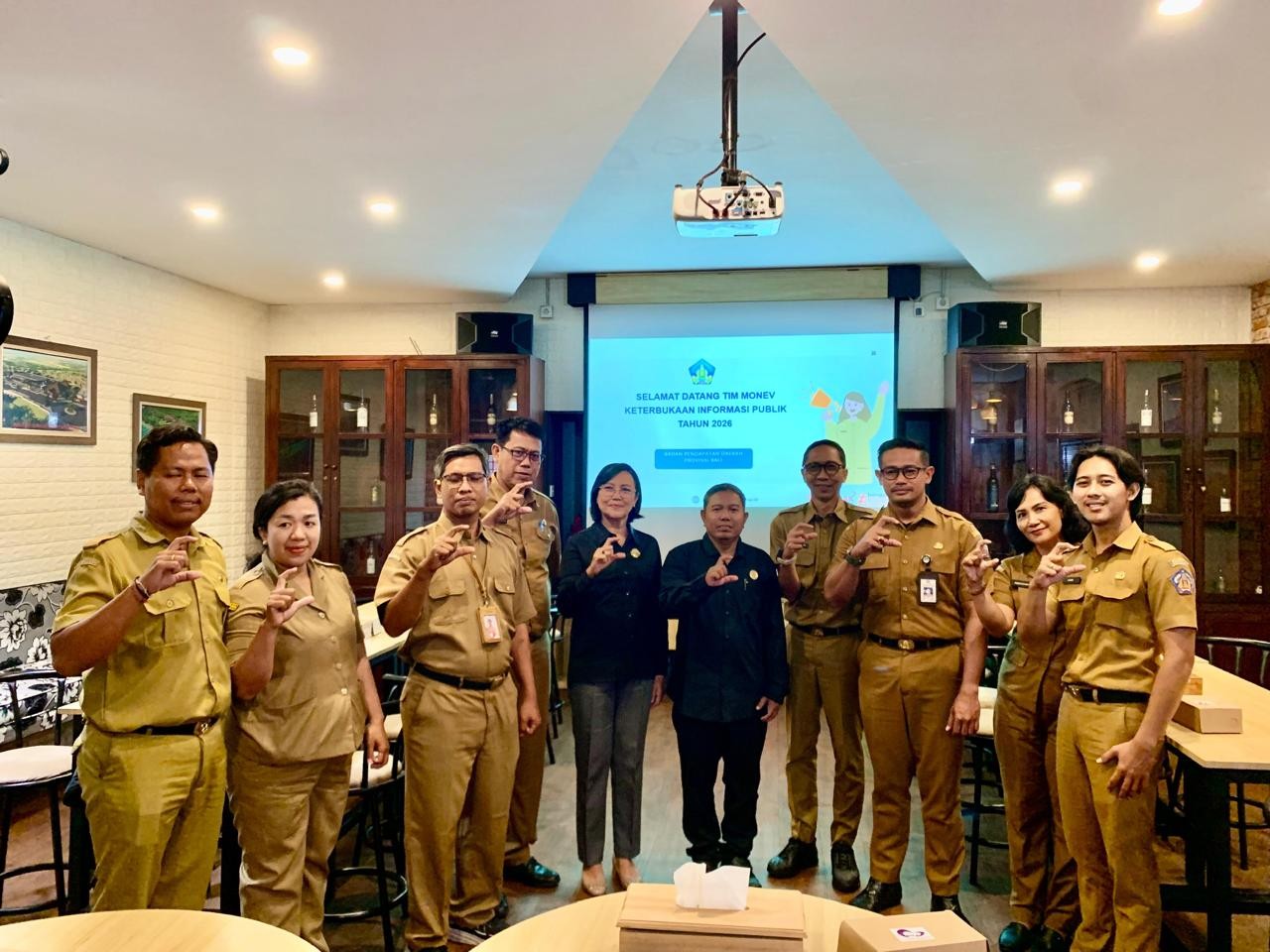 menerima Tim Visitasi Monev Keterbukaan Informasi Publik (KIP) Tahun 2026