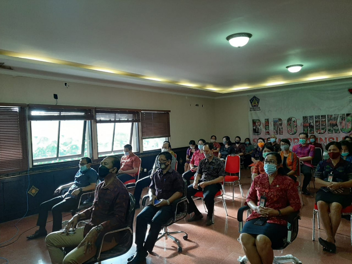 BIRO HUKUM SETDA PROVINSI BALI MENGIKUTI PELAKSANAAN APEL DISIPLIN SECARA VIRTUAL DI LINGKUNGAN PEMERINTAH PROVINSI BALI