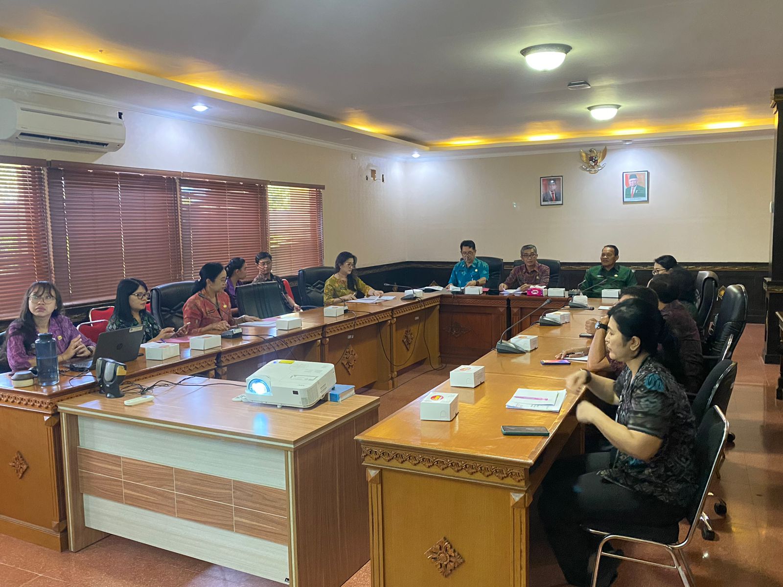 Rapat Pembahasan Rancangan Peraturan Gubernur Tentang Perubahan Atas Peraturan Gubernur Nomor 46 Tahun 2022 tentang Penyelenggaraan Perizinan dan Pelayanan Terpadu Satu Pintu