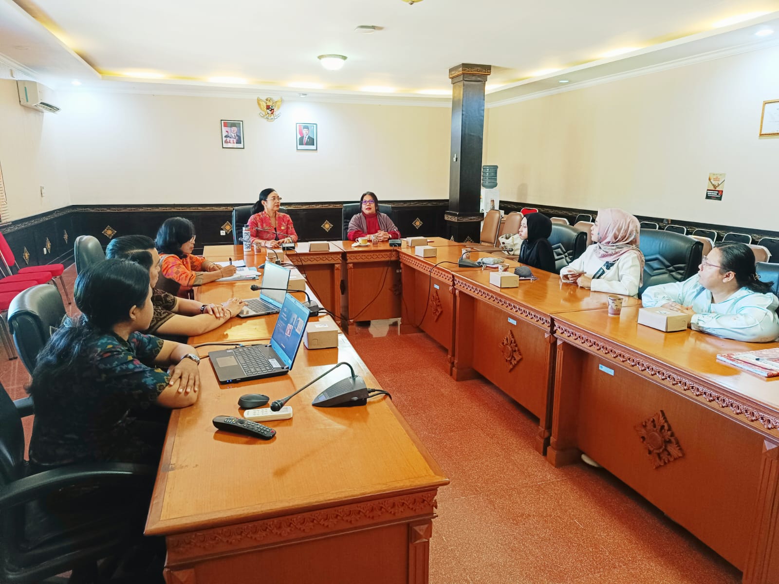 Biro Hukum Setda Provinsi Bali Terima Kunjungan Kementerian Koperasi RI dalam Rangka Benchmarking Pengelolaan JDIH