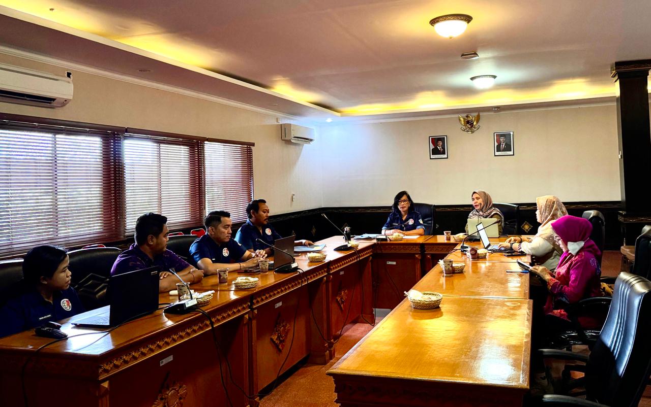 Menerima Kunjungan Kerja dari Biro Umum dan Hukum Kementerian Pariwisata Republik Indonesia