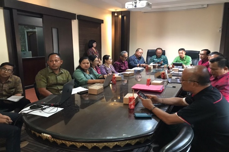 Rapat Pengurusan Tugas Akhir Masa Jabatan Direksi Tahun Anggaran 2023 dan Monitoring dan Evaluasi Kinerja Perumda Kerta Bali Saguna Tahun Anggaran 2023