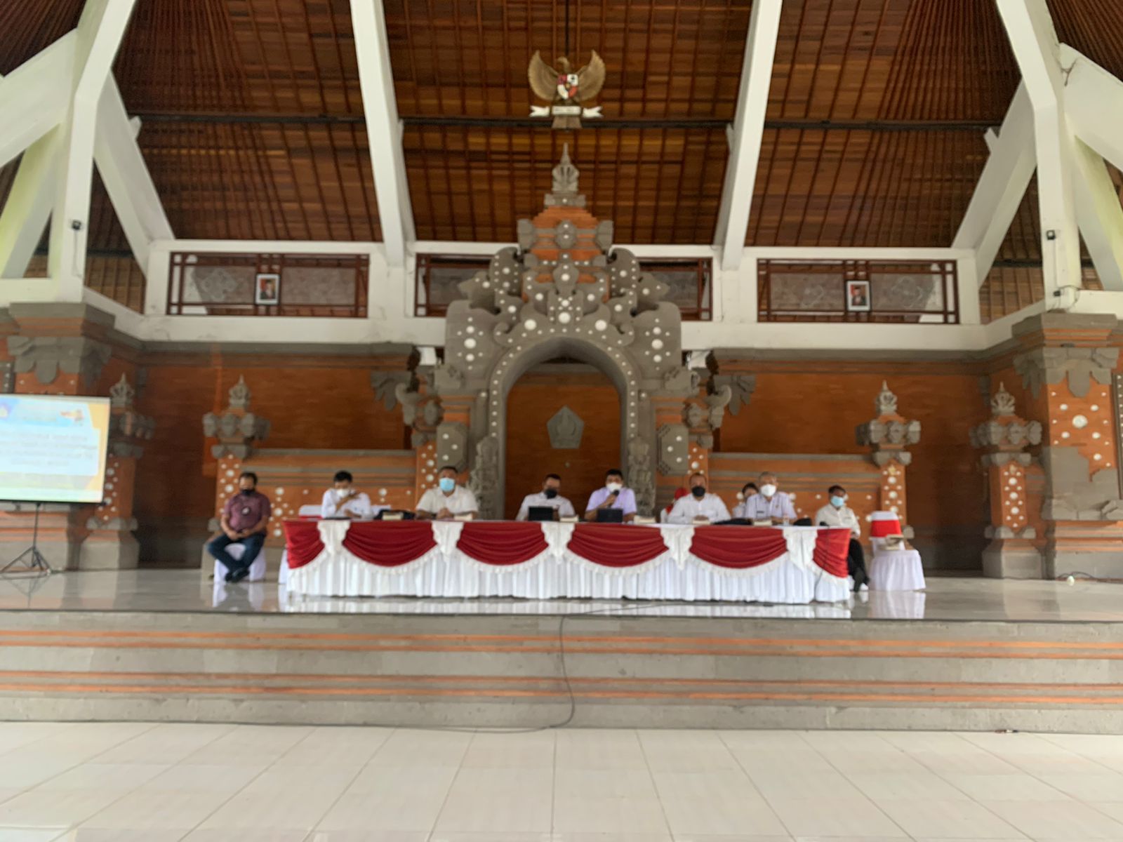 Konsultasi Publik Tahap II Rencana Pembangunan Ruas  Jalan Tol Gilimanuk - Mengwi di Gedung Kesenian I Ketut Maria Tabanan