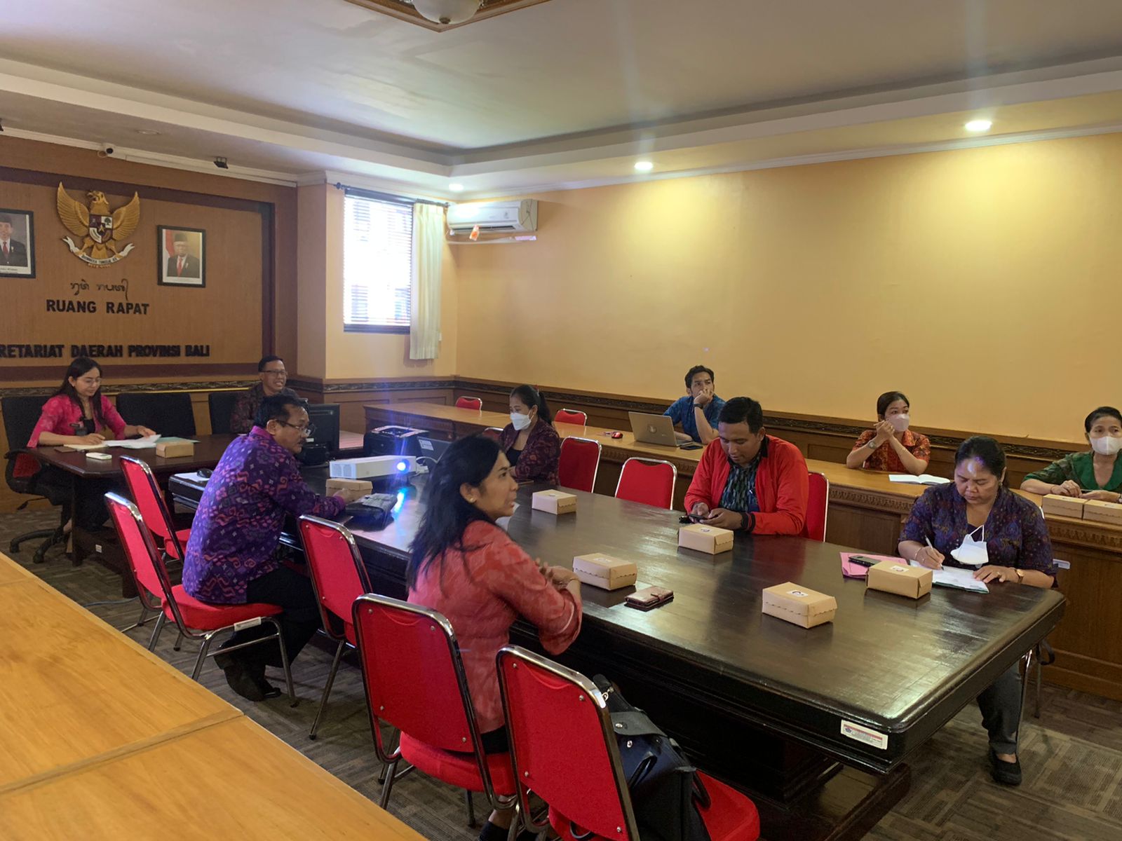 Rapat Pembahasan Draft KB Dan PKS Terkait Kerjasama Pemprov Bali Dengan Perguruan Tinggi