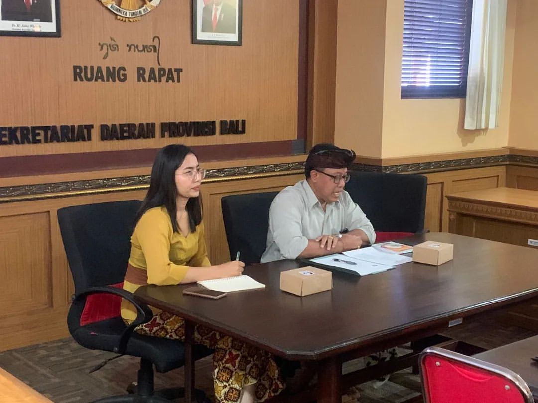 Rapat pembahasan draft Kesepakatan Bersama antara Pemprov Bali dengan PT Berlian Indonesia Kapital tentang kerja sama Pengembangan Zona Penunjang/Zona Komersial di Kawasan Pusat Kebudayaan Bali (PKB) dan Proyek-proyek Lainnya di Provinsi Bali