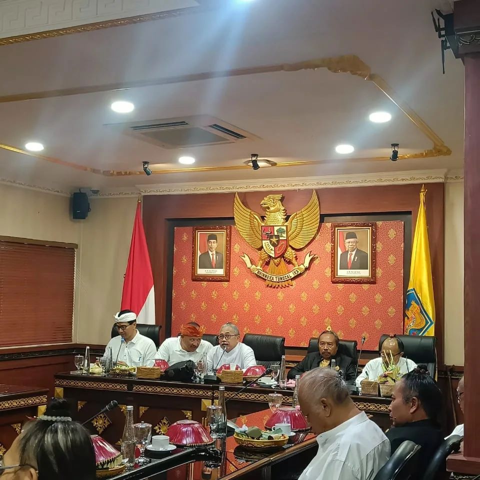 Paruman Sulinggih Sabha Kretha Sulinggih Hindu Dresta Bali