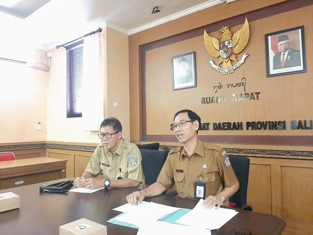 Rapat pembahasan draf addendum Perjanjian Kerjasama Tentanng Pengelolaan Sistem Penyediaan Air Minun (SPAM) Telagawaja