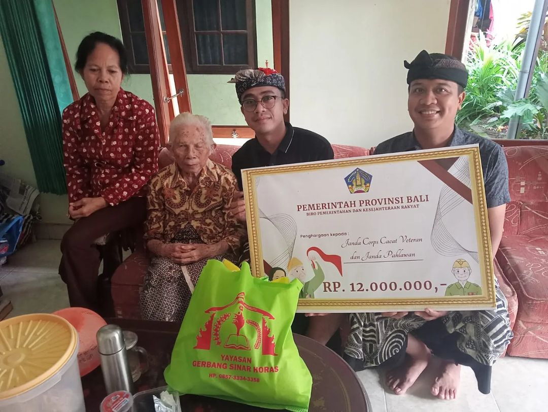 Penyerahan Sembako dan Penghargaan kepada Janda Kopr Cacat Veteran dan Janda pahlawanan di Kabupaten Tabanan