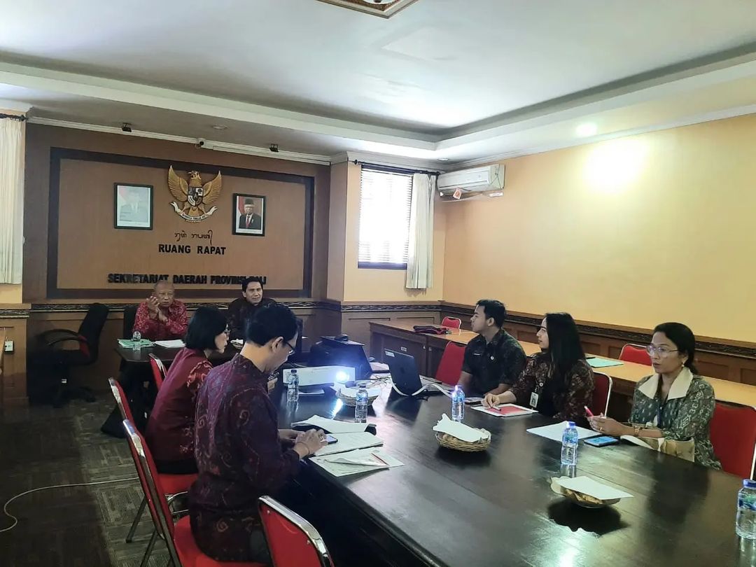 Rapat pembahasan draft kesepkatan bersama antara Pemerintah Provinsi Bali dengan PT.Aka Sinergi Grup