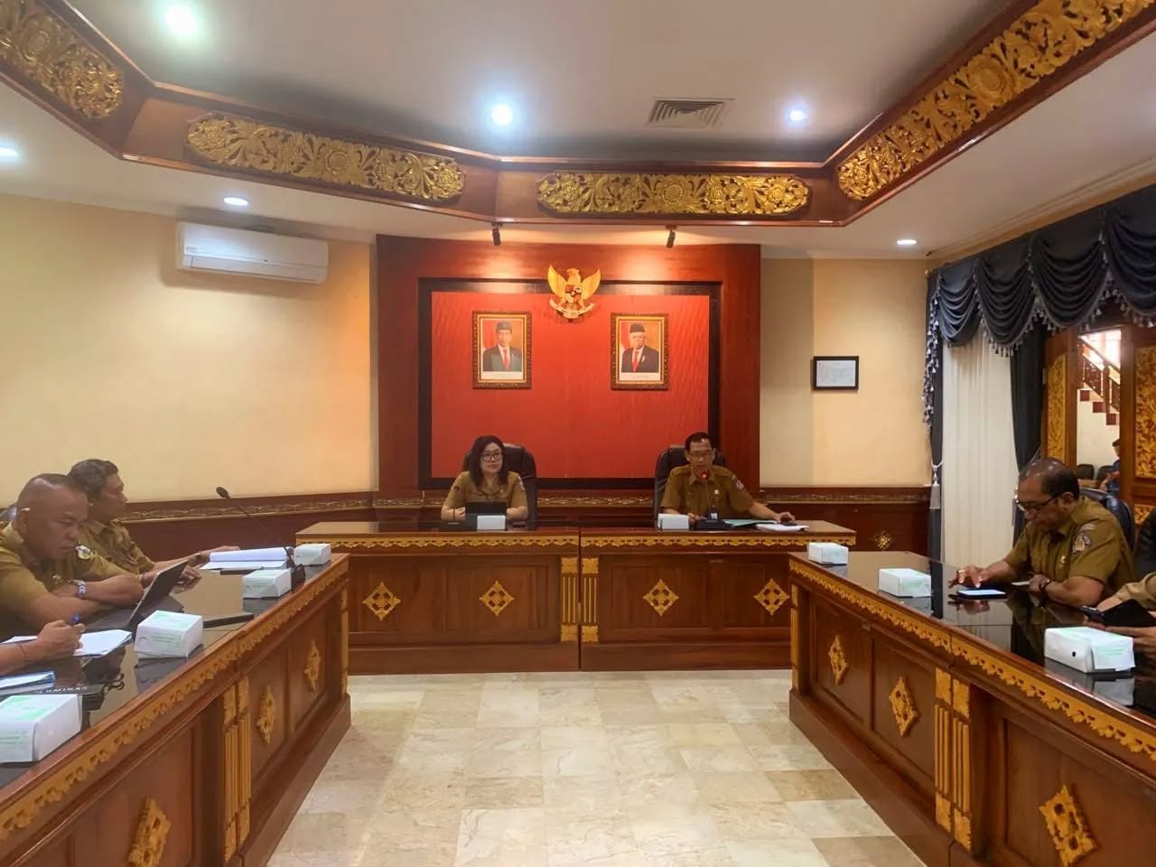 Rapat pembahasan Perjanjian Kerjasama antara Pemerintah Provinsi Bali dengan Pemerintah Kabupaten/Kota se Bali tentang sinergitas penerimaan pajak kendaraan bermotor dan bea balik nama kendaraan bermotor