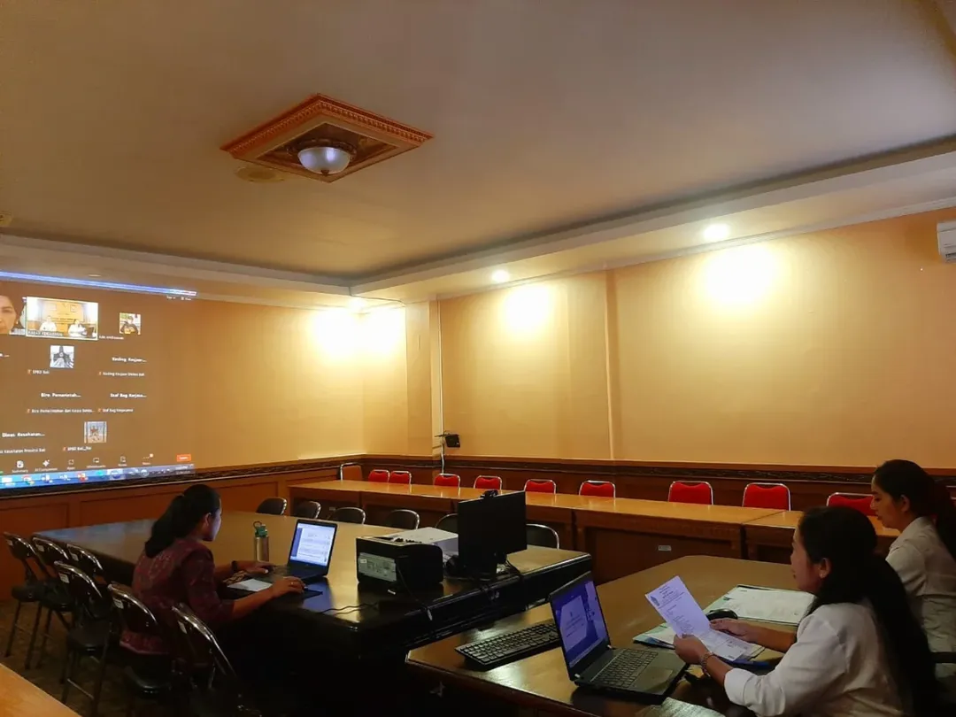 Rapat pembahasan draf perjanjian kerjasama antara Pemerintah Provinsi Bali dengan Yayasan Bali Animal Welfare Asosociation