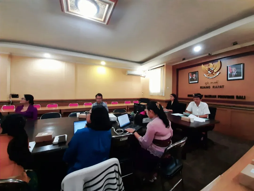 Pembahasan naskah Perjanjian Kerjasama antara Pemerintah Provinsi Bali dengan Yayasan Institut Sumber Daya Dunia ( World Resources Institute Foundation )