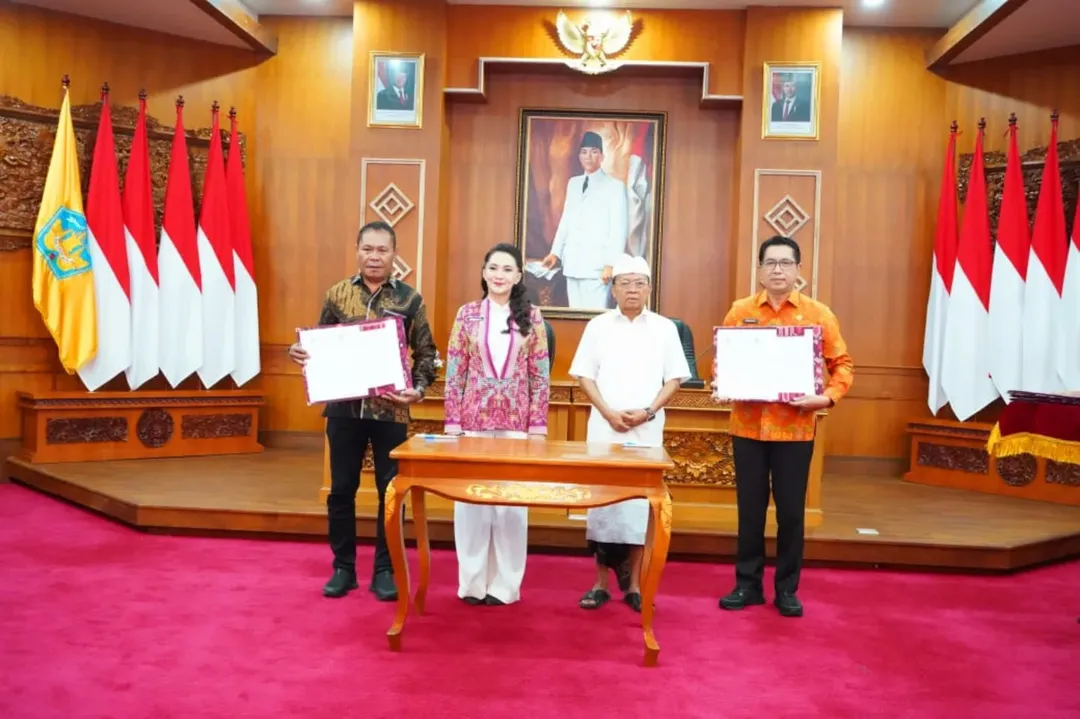 Penandatanganan Naskah Kesepakatan Bersama antara Pemerintah Provinsi Maluku Utara dengan Pemerintah Provinsi Bali tentang Kerja Sama Pembangunan Daerah, penandatanganan Perjanjian Kerja Sama tentang Kerja Sama Tata Kelola Pemenuhan Dokumen Monitoring, Co