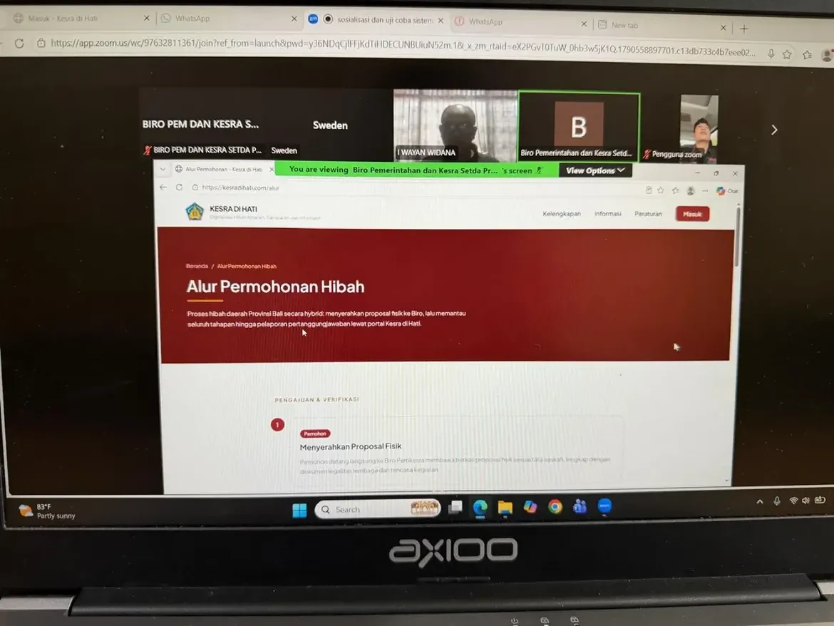 Kepala Biro Pemerintahan dan Kesejahteraan Rakyat didampingi Kepala Bagian Kesejahteraan Rakyat (10)