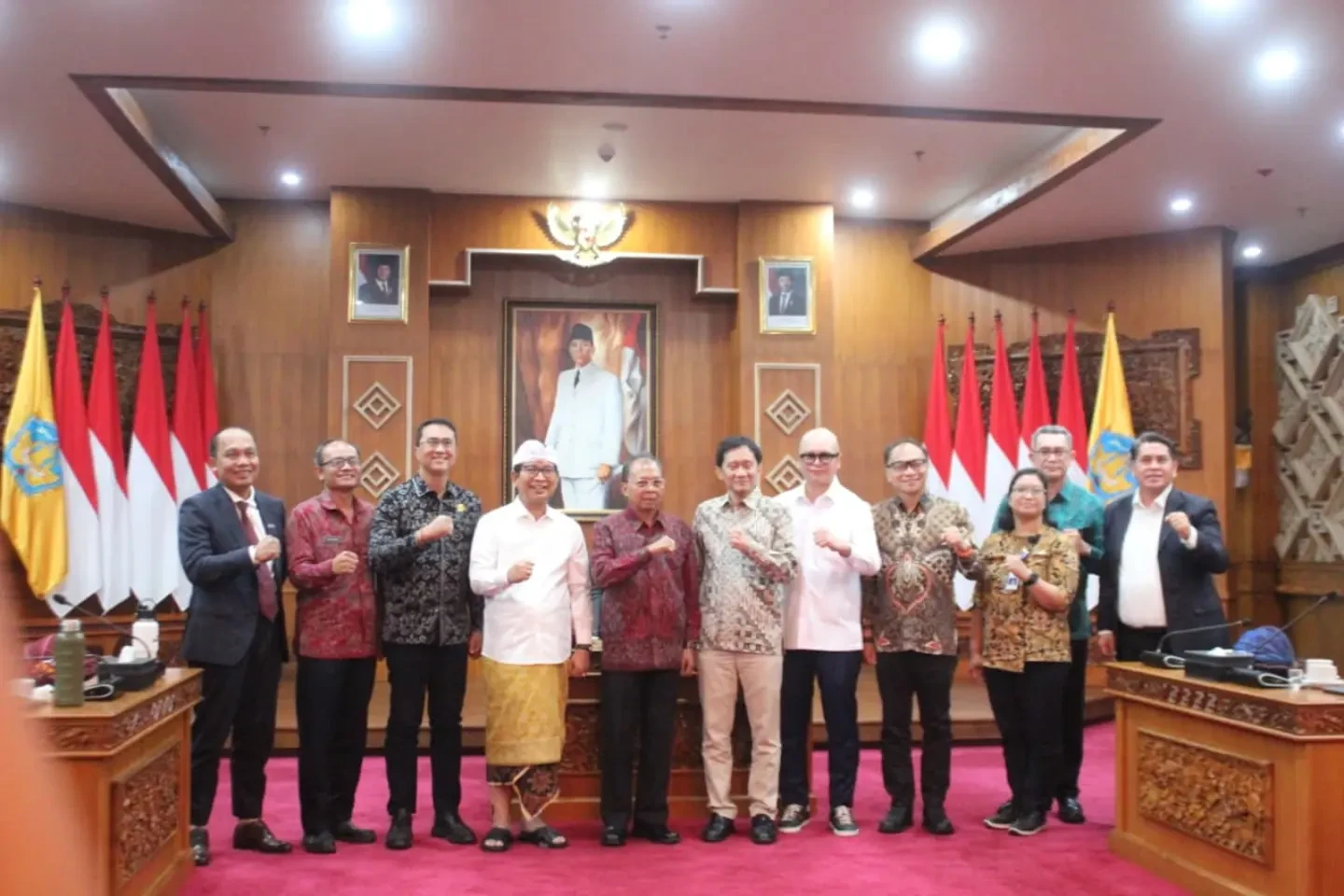 Penandatanganan Kesepakatan Bersama antara Pemerintah Provinsi Bali, Pemerintah Kabupaten Badung dan PT. Kereta Api Indonesia (Persero)
