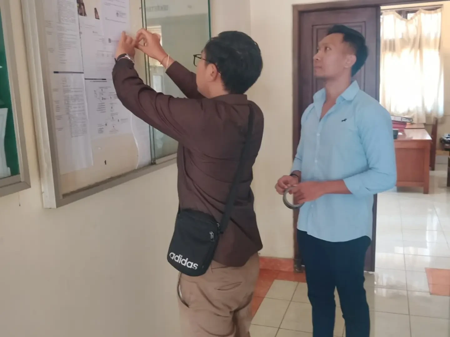 biro-pemerintahan-dan-kesejahteraan-rakyat-melaksanakan-kegiatan-pemberitahuan-konsultasi-publi-8.webp