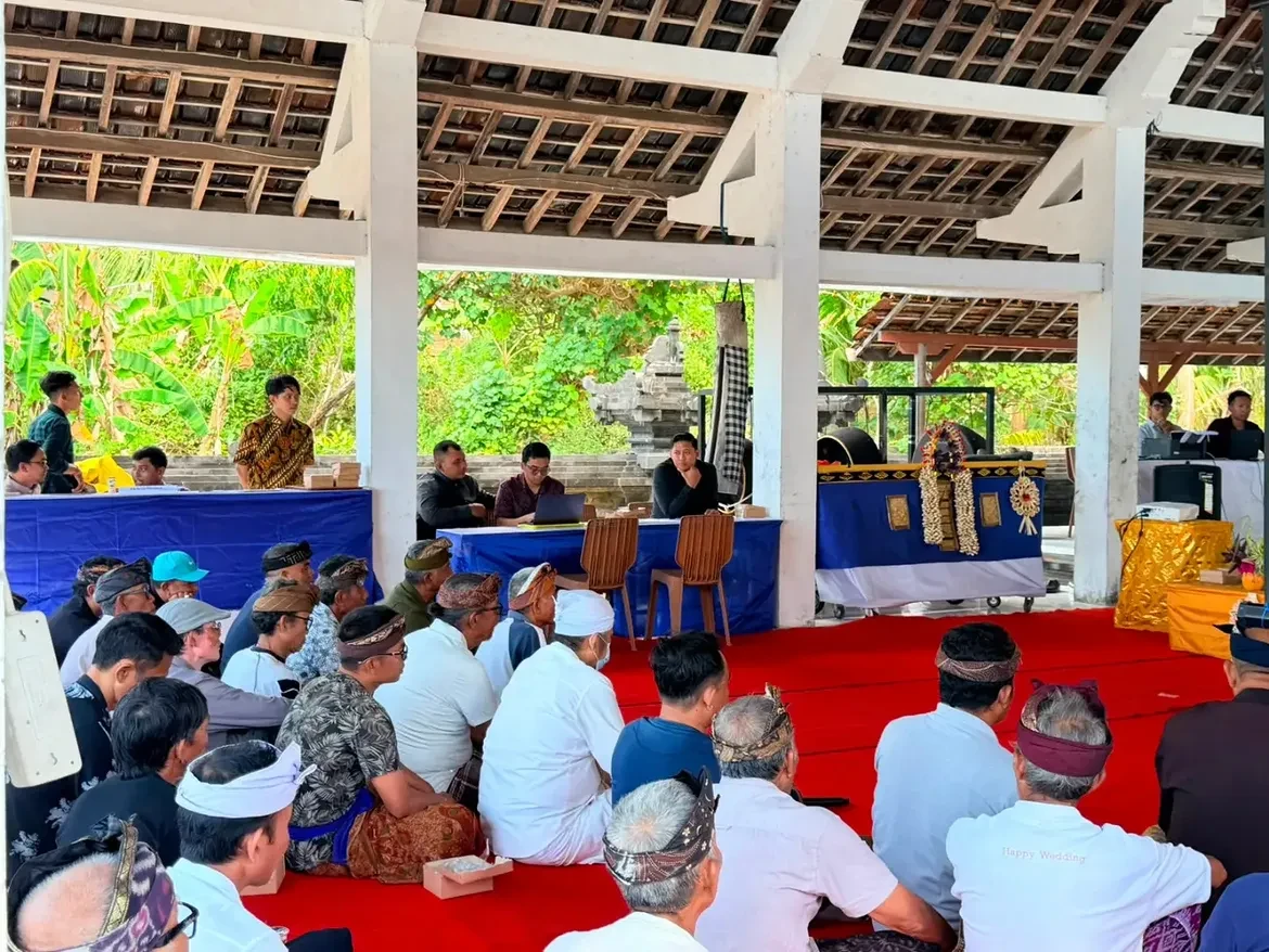 biro-pemerintahan-dan-kesejahteraan-rakyat-melaksanakan-konsultasi-publik-rencana-pembangunan-p-3.webp