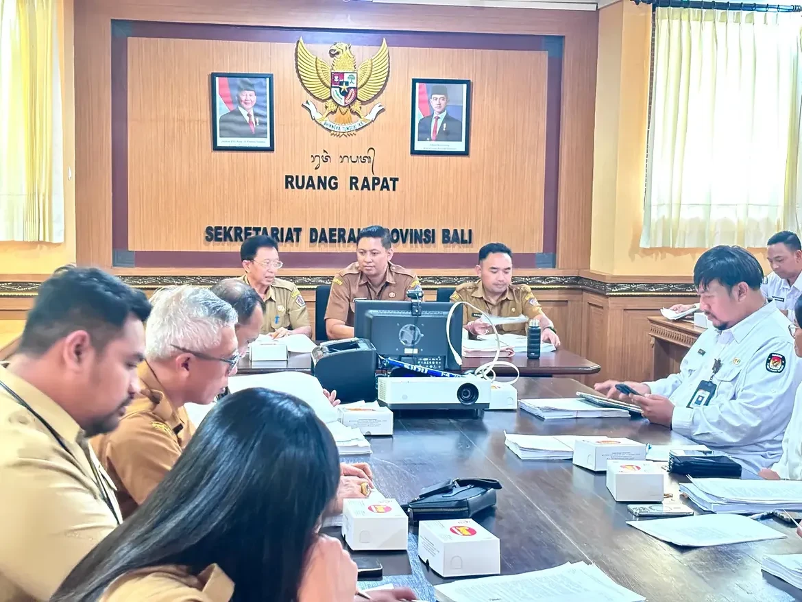 biro-pemerintahan-dan-kesejahteraan-rakyat-melaksanakan-rapat-verifikasi-berkas-pemberhentian-d-1.webp