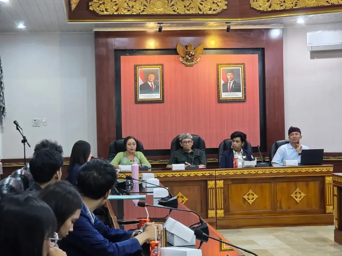 biro-pemerintahan-dan-kesejahteraan-rakyat-memfasilitasi-kegiatan-kunjungan-asian-law-students-2.webp