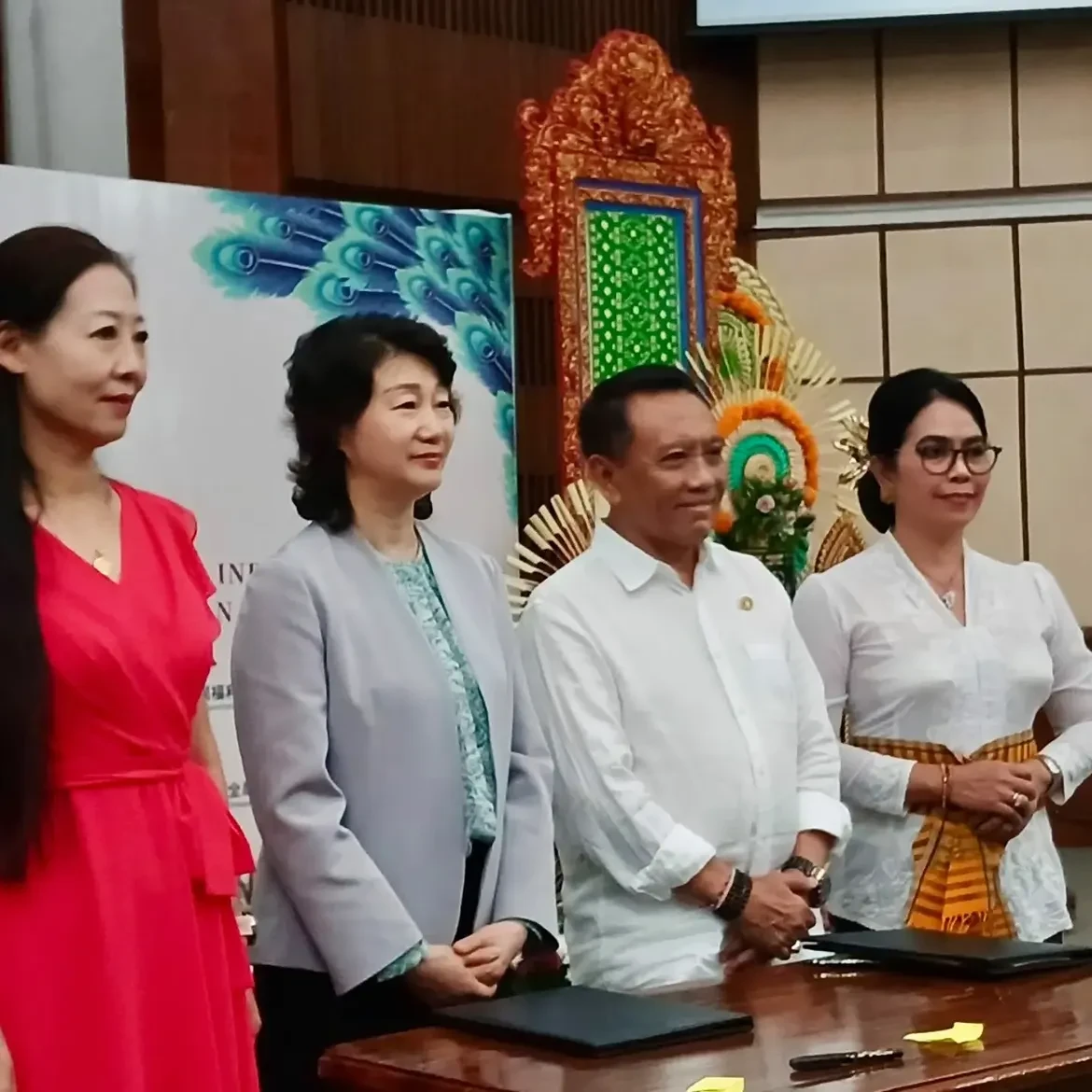 biro-pemerintahan-dan-kesejahteraan-rakyat-memfasilitasi-kunjungan-kerja-delegasi-yunnan-provin-4.webp