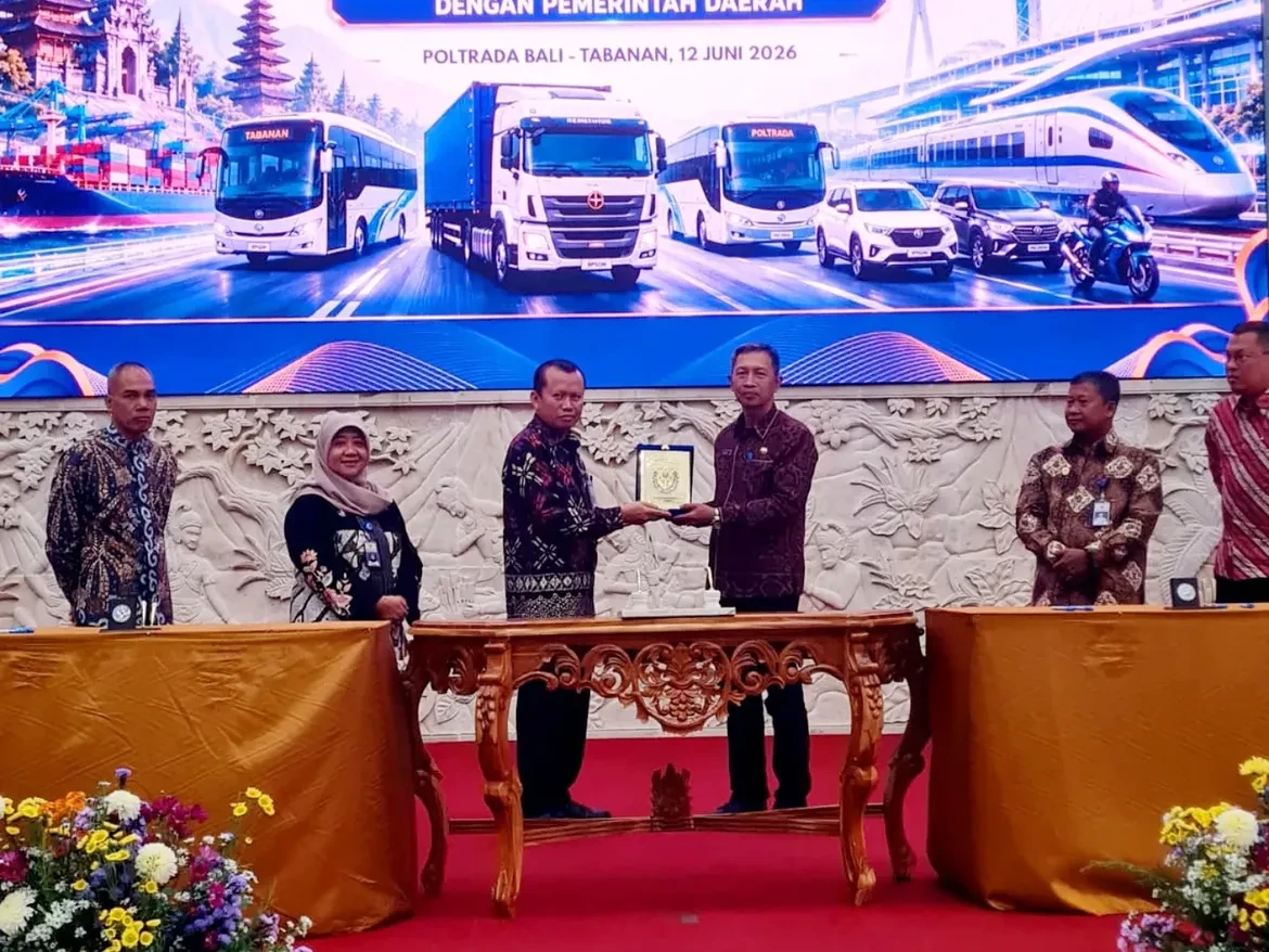 biro-pemerintahan-dan-kesejahteraan-rakyat-memfasilitasi-penandatanganan-naskah-kerja-sama-anta-1.webp