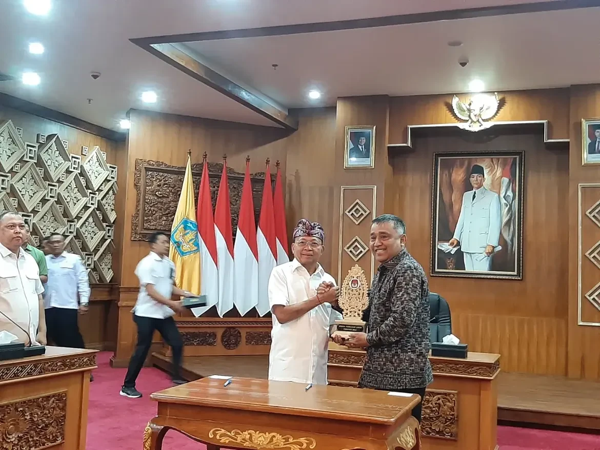 biro-pemerintahan-dan-kesejahteraan-rakyat-memfasilitasi-penandatanganan-naskah-nota-kesepahama-2.webp