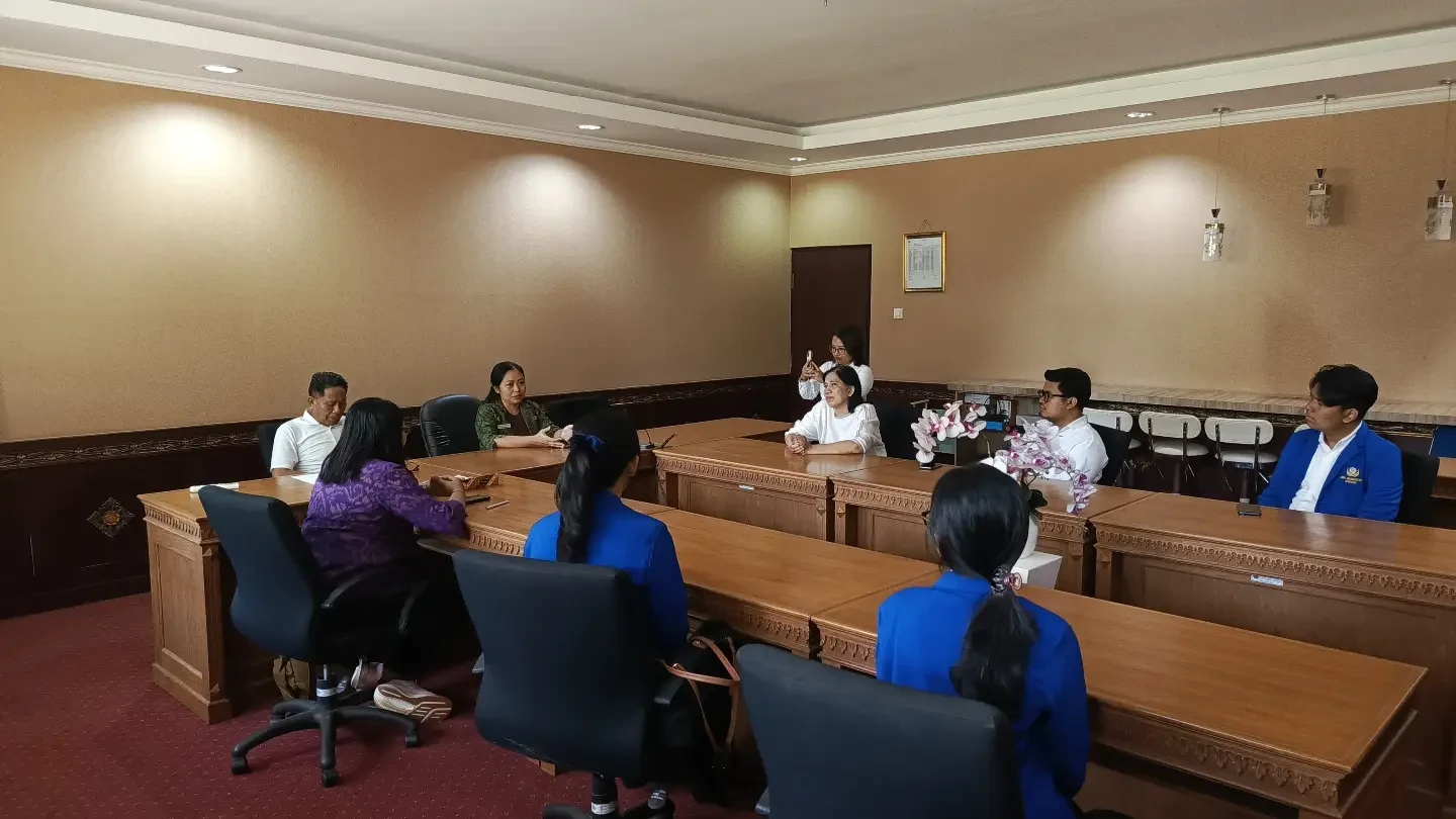 biro-pemerintahan-dan-kesejahteraan-rakyat-menerima-sekaligus-pelepasan-mahasiswa-magang-prodi-1.webp