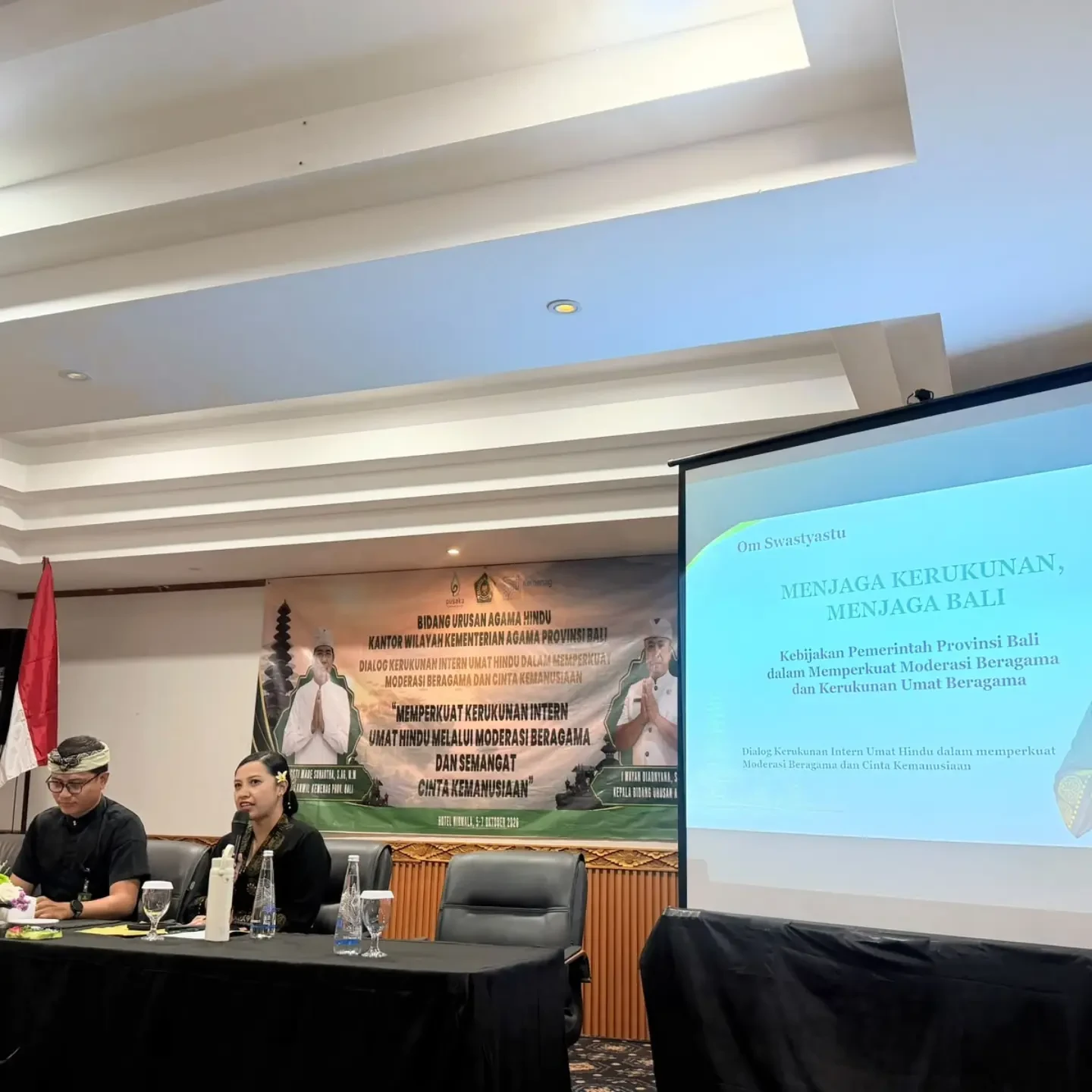 biro-pemerintahan-dan-kesejahteraan-rakyat-yang-diwakili-oleh-kepala-bagian-kesejahteraan-rakya-2.webp