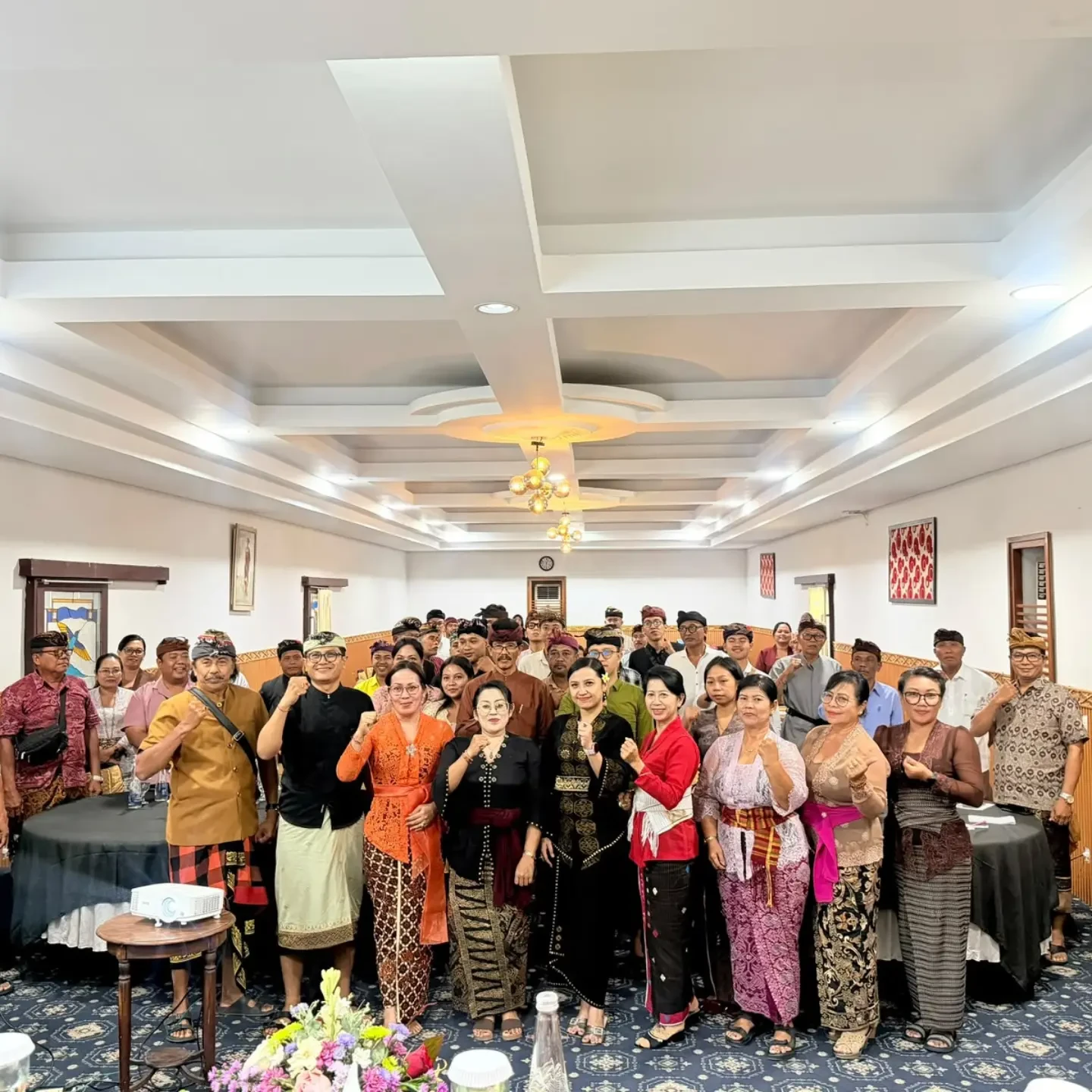 biro-pemerintahan-dan-kesejahteraan-rakyat-yang-diwakili-oleh-kepala-bagian-kesejahteraan-rakya-4.webp