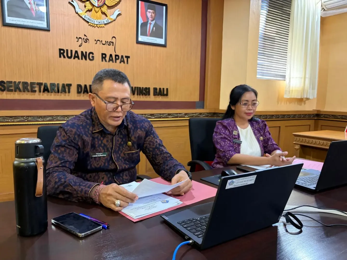 kepala-biro-pemerintahan-dan-kesejahteraan-rakyat-didampingi-kepala-bagian-kerjasama-memimpin-r-1.webp
