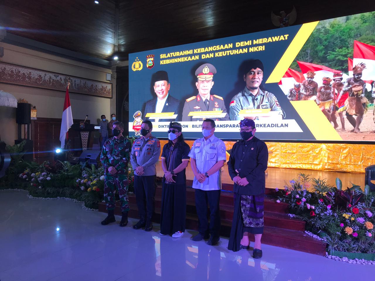 Atensi Wakil Gubernur Bali Menghadiri Acara Silaturahmi di Gedung PRG Polda Bali