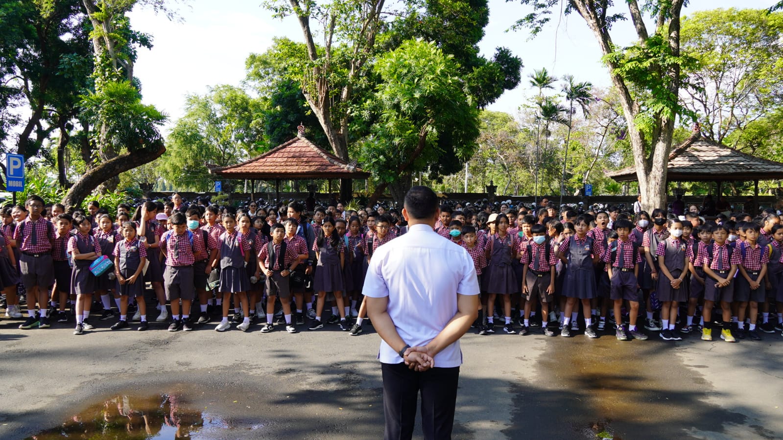 Kunjungan dari SD Bali Public School