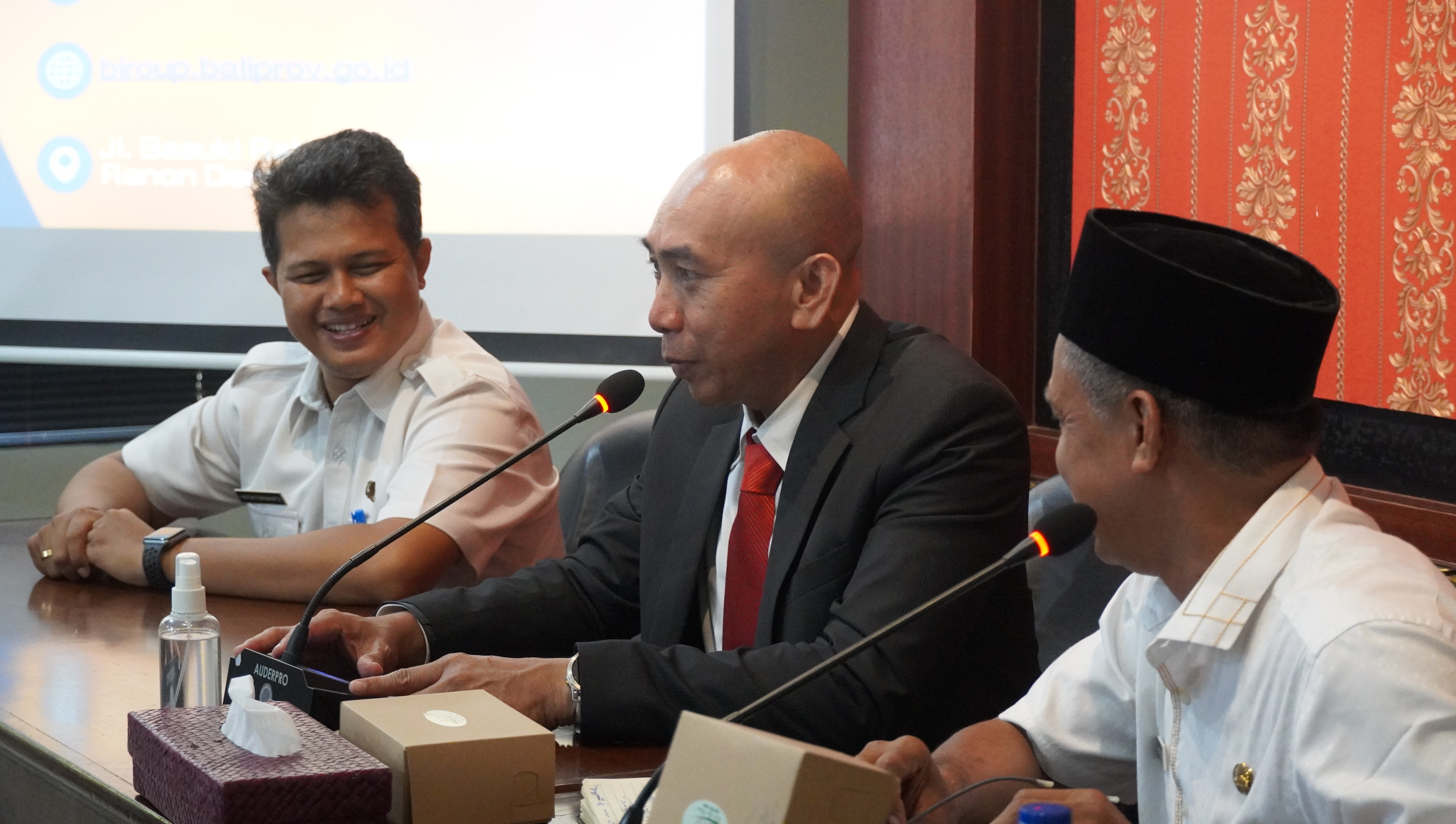 KUNJUNGAN BIRO ADMINISTRASI PIMPINAN NTB