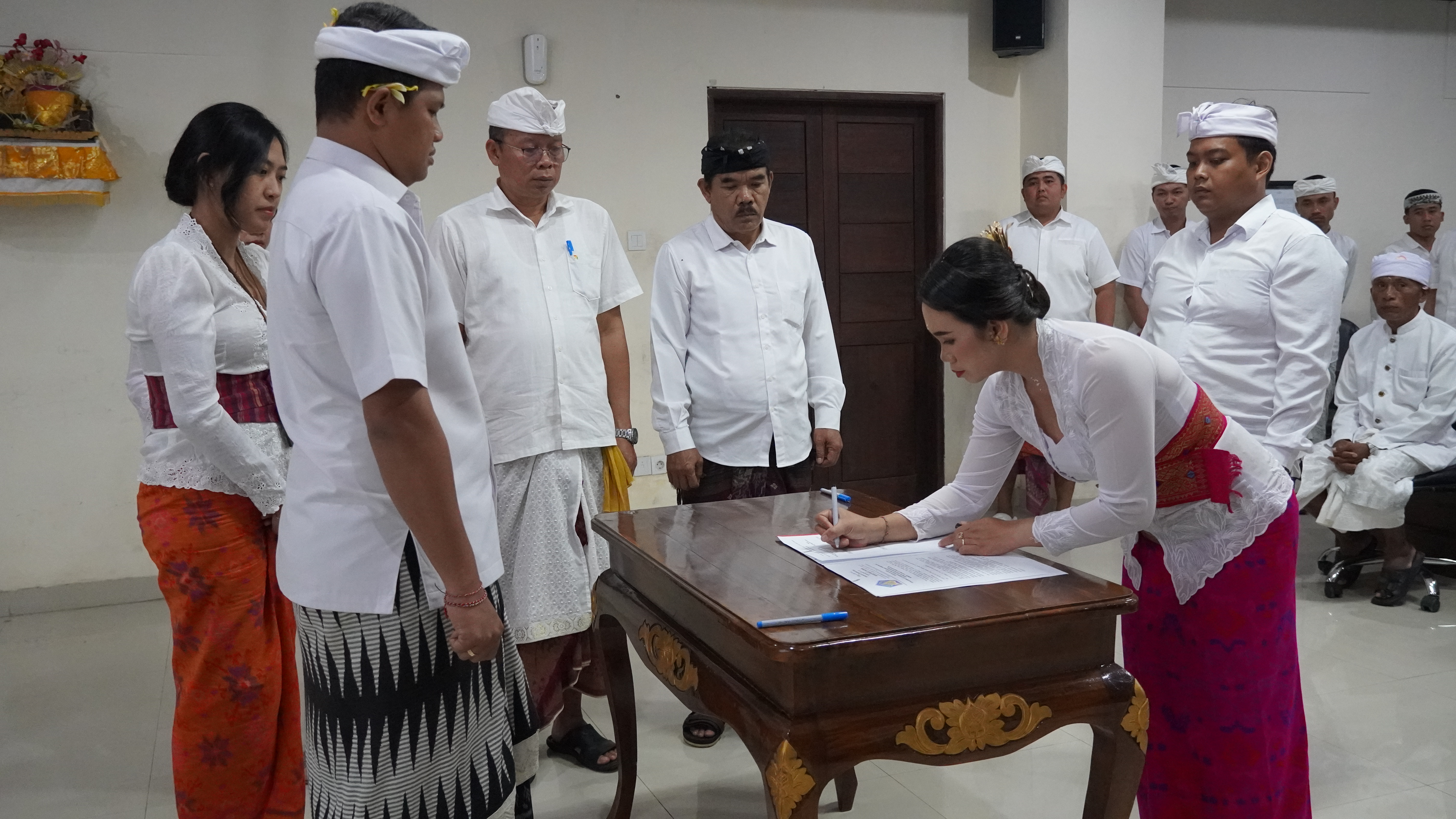 PELANTIKAN DAN PENGAMBILAN SUMPAH/JANJI JABATAN PPPK TAHAP 2 PADA BIRO UMUM SETDA PROVINSI BALI