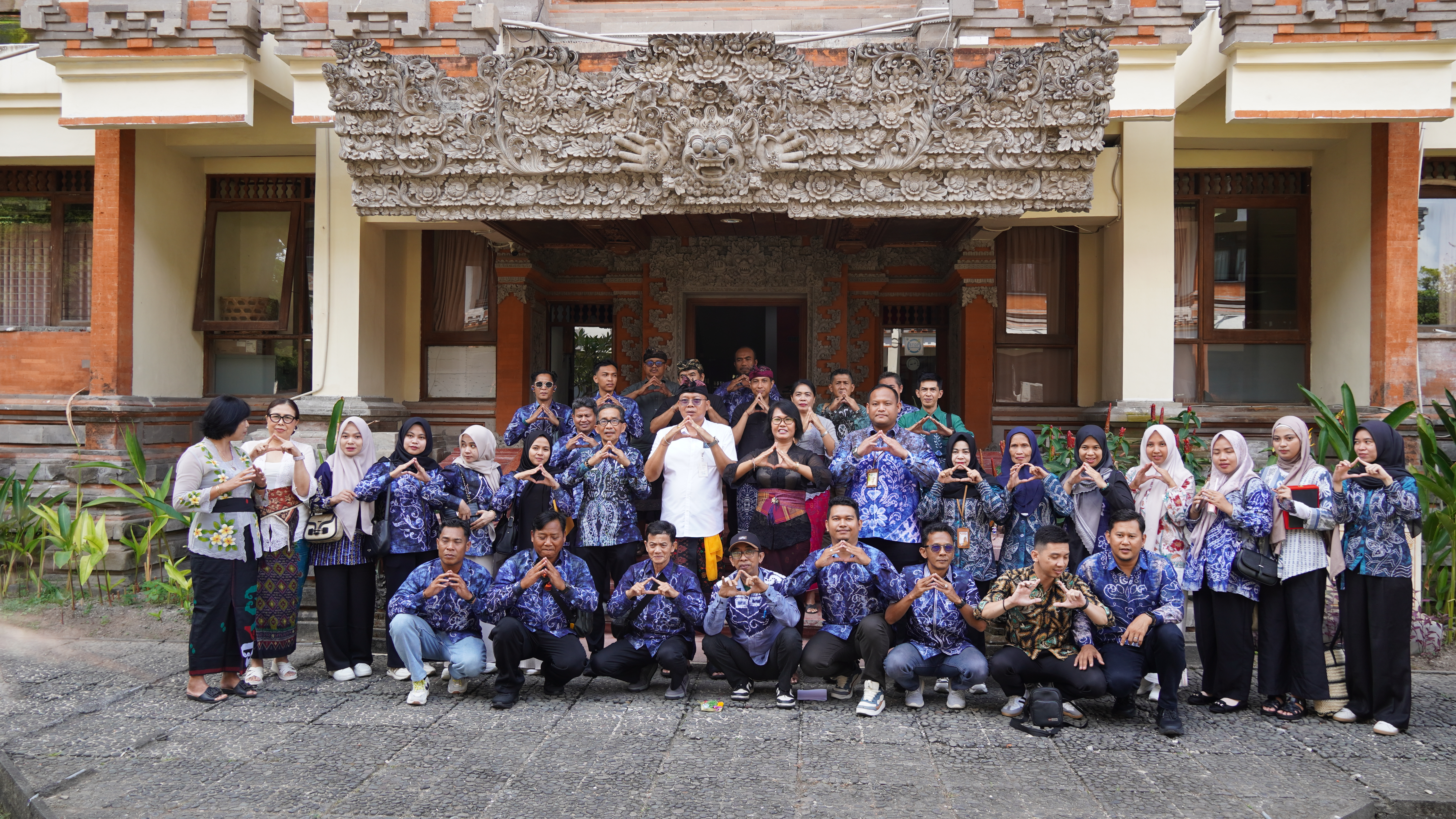 Studi Tiru Tata Kelola Persuratan dan Pengarsipan Digital