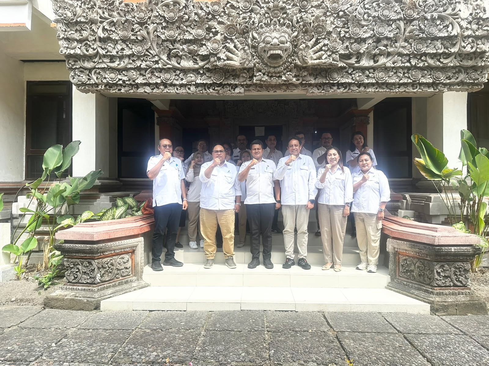 Memperkuat Tata Kelola Kearsipan: Biro Umum Setda Provinsi Bali Terima Kunjungan dan Diskusi Penyerahan Arsip Statis dari BPOM