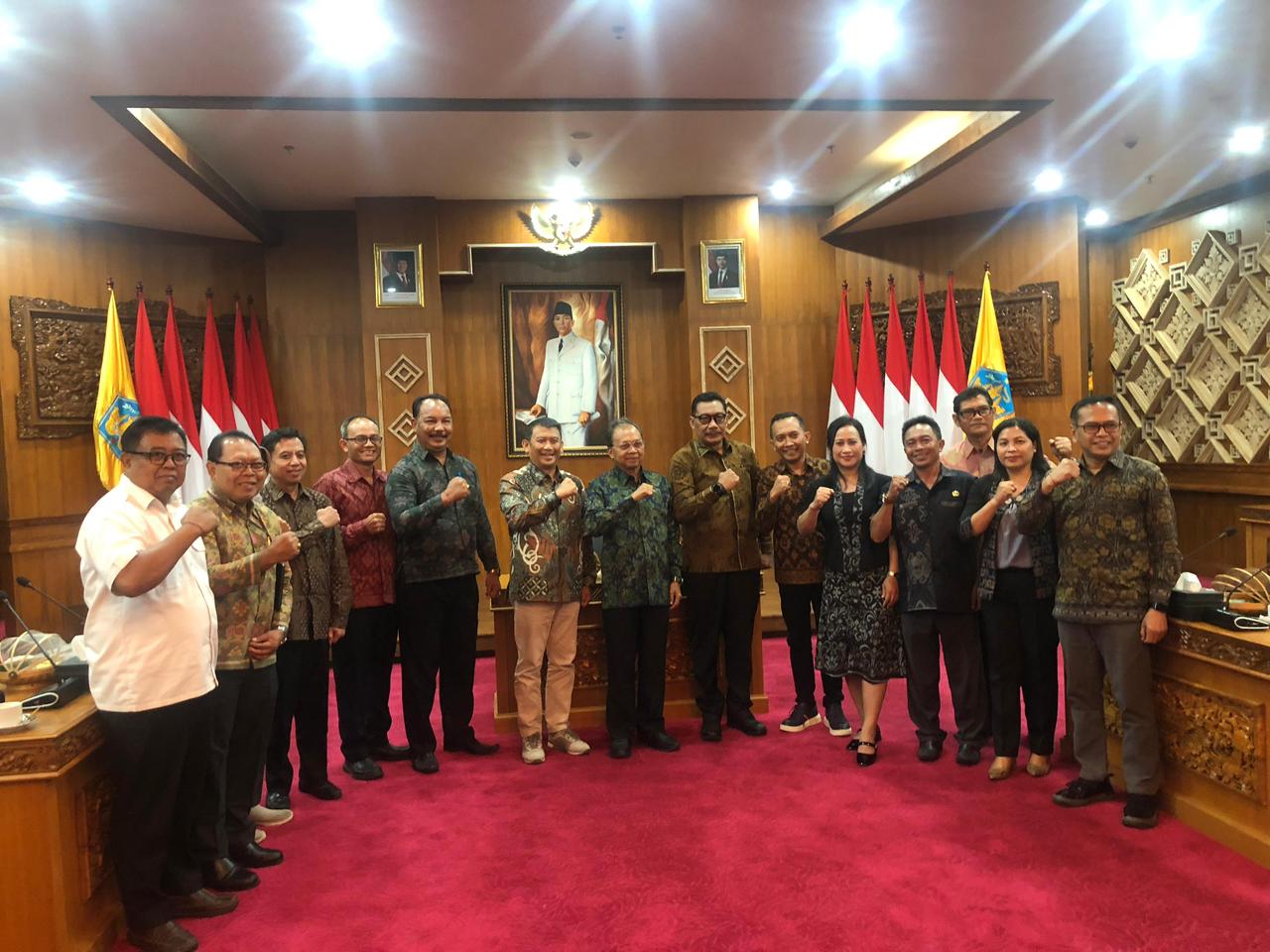 Kadishub Bali Hadiri Audiensi Progress Pembangunan Bandara Letkol Wisnu